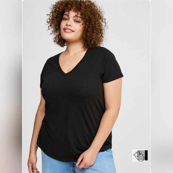 Torrid size 1 Girlfriend Signature Jersey V-Neck Tee black shortsleeve - Picture 2 of 8